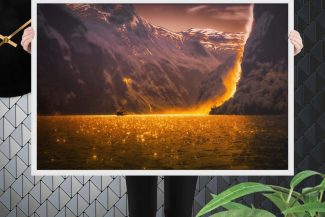 "The Valley of Fire" - Geirangerfjord, Norwegen - Gerahmtes Poster auf hochwertigem, mattem Papier